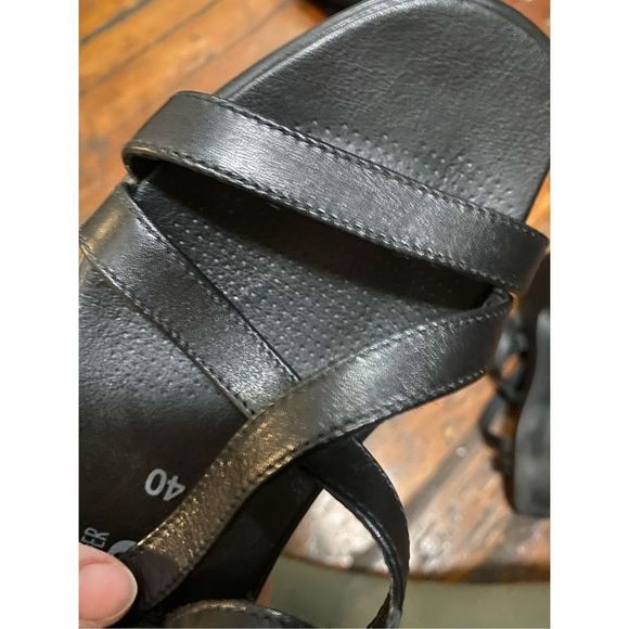 Mephisto black Womens halinka sandal, size 40 EU, size 9 W preloved - Picture 12 of 12